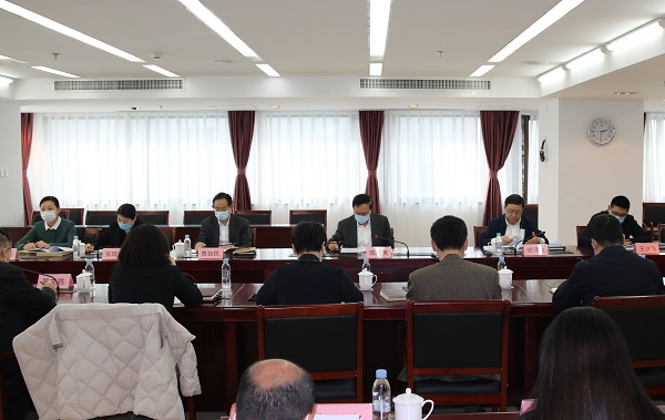 E8A2AF77D8979F18E2B33E618D4_3F619D18_17D28.jpg?e=